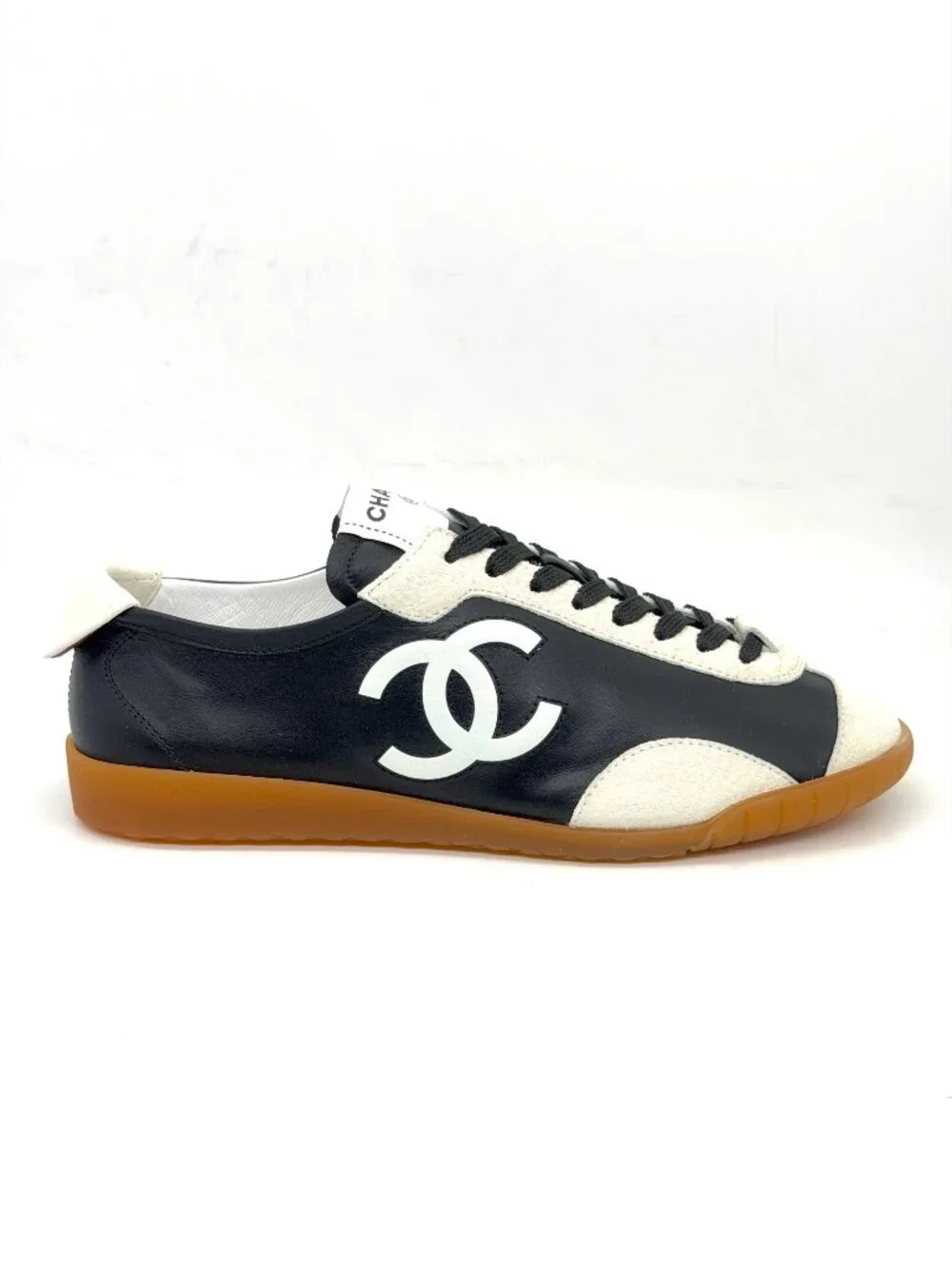 CHANEL REV Leather Suede CC Slim Retro Lace Up Sneakers Flats Trainers Shoes